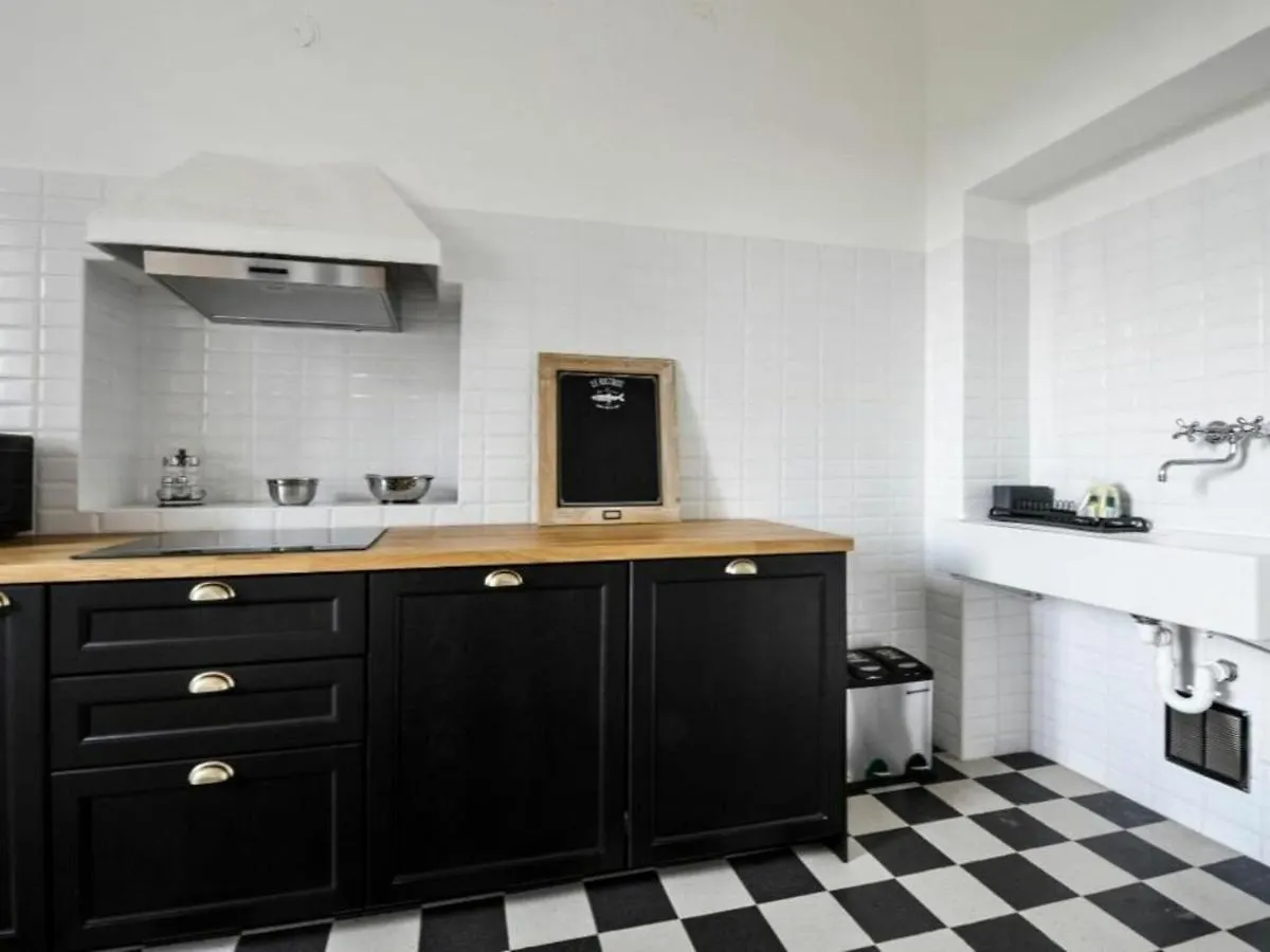 Bacone Liberty Vittoria By Halldis Milan 0*,  Italy