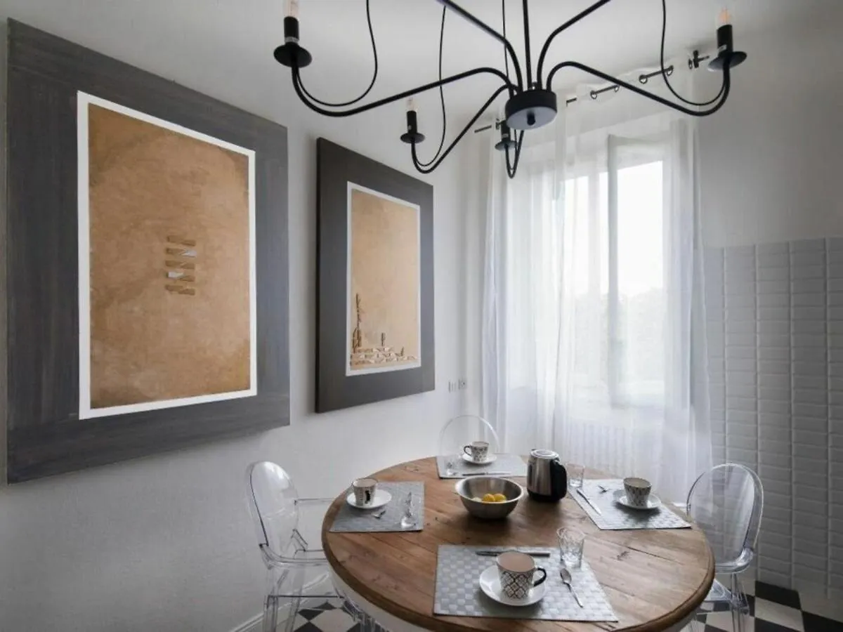 Apartment Bacone Liberty Vittoria By Halldis Milan Italy